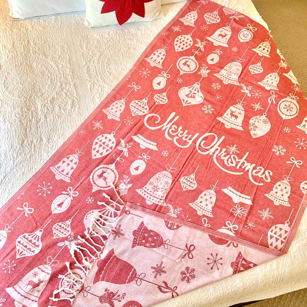 Turkish Christmas Throw Coverlet
